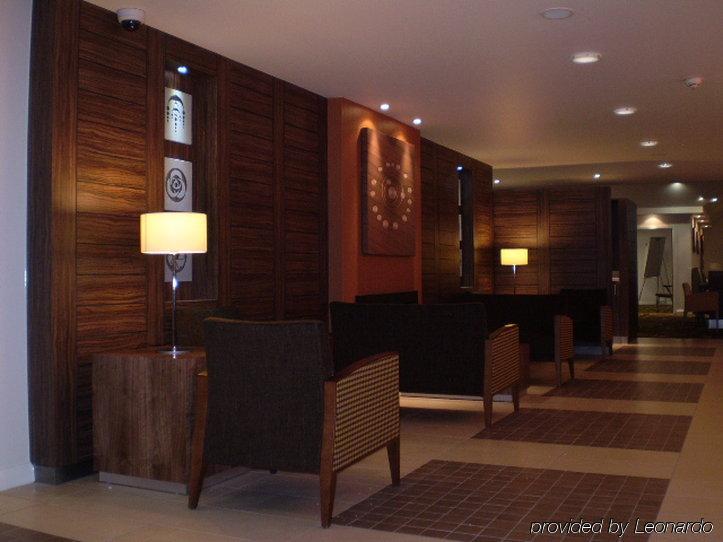 Holiday Inn Express Colchester By Ihg Interior photo